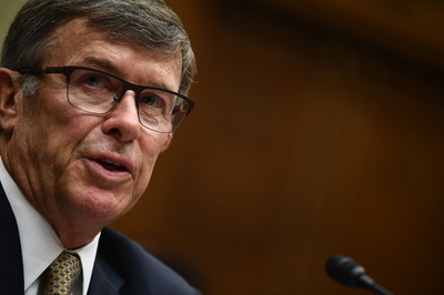 トランプ氏、国家情報長官代行を交代 背信行為に怒り？