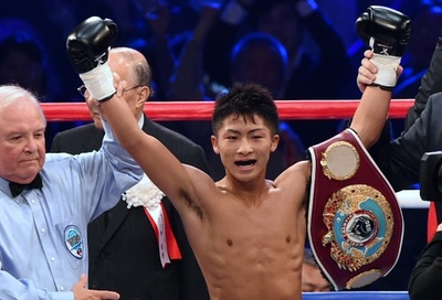 「怪物」井上が2階級制覇、ナルバエスを2回KO