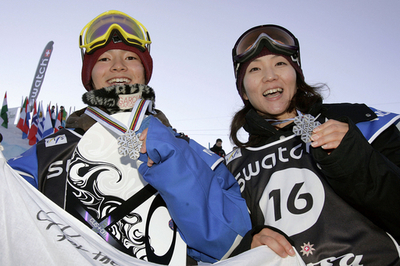 ＜スノーボード世界選手権2007＞国保 山岡 スノーボード日本勢として初のメダル獲得 - スイス