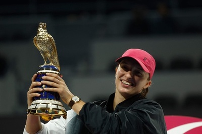 シフィオンテクがルバキナ下し3連覇達成、カタールOP