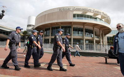 APEC特需に沸いたシドニーの性風俗産業　売り上げ4倍増の店も