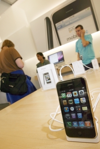 米アップル製品、世界的な人気の影でハッカーからの注目も