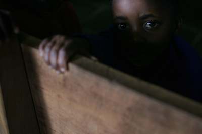 ケニア西部で死者14人、民族間衝突続く