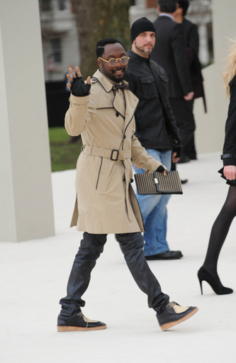 ＜12年秋冬ロンドンコレクション＞バーバリー プローサムに豪華ゲスト！