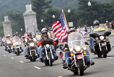 バイク見本市で発砲、7人死傷 米コロラド