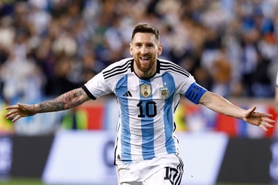 メッシが途中出場で2ゴール 快勝アルゼンチンは35戦無敗