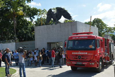 ブラジルの名門フラメンゴの練習施設で火災、10人死亡