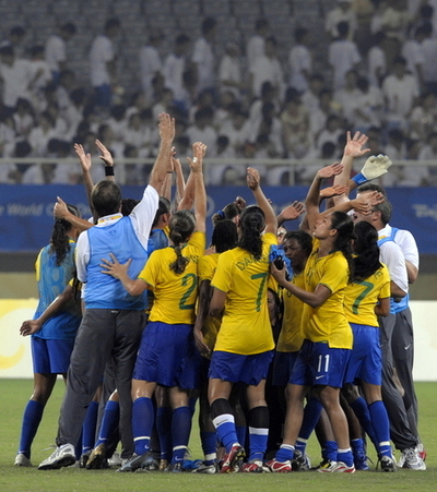 ブラジル ドイツを下して決勝進出