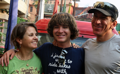 米13歳少年、エベレスト登頂に挑戦 最年少記録目指す