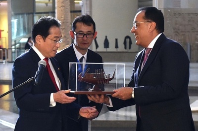 岸田首相、大エジプト博物館を視察