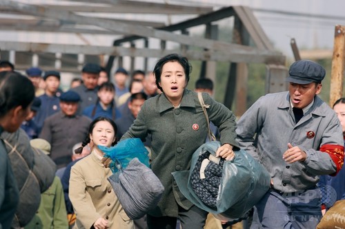 巨匠チャン・イーモウ監督最新作『妻への家路』3月6日公開 巨匠チャン・イーモウ監督最新作『妻への家路』3月6日公開