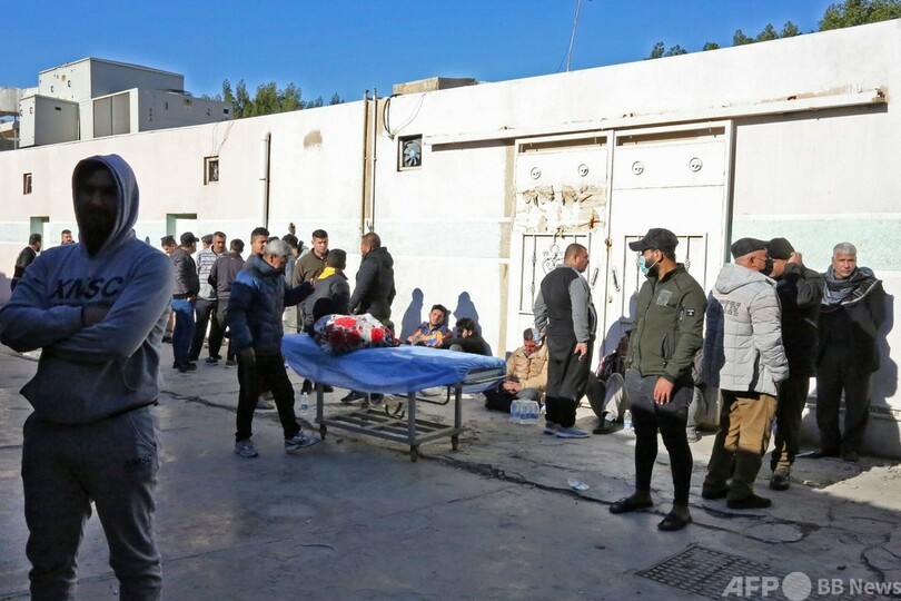 イラク首都で連続自爆攻撃 32人死亡、110人負傷