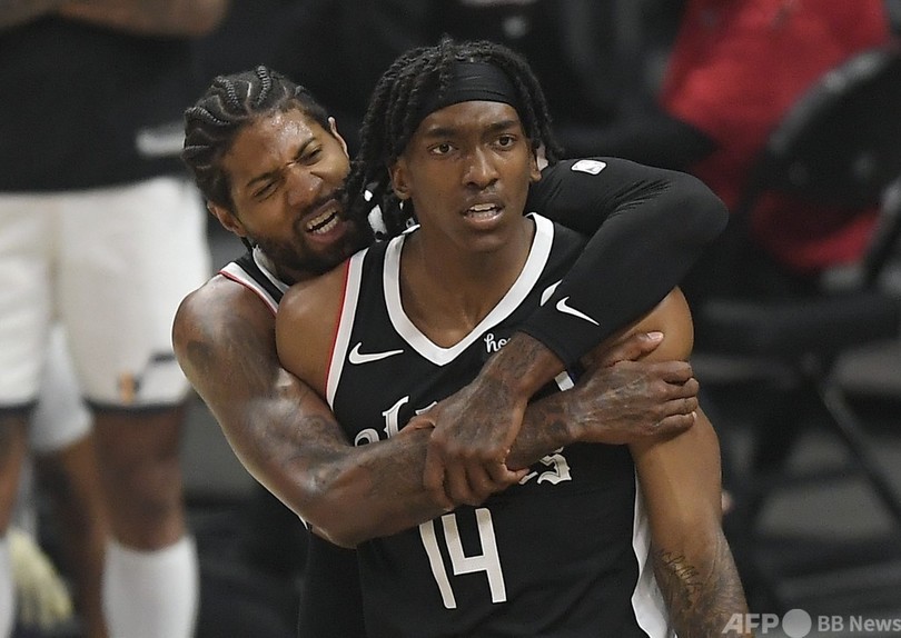 クリッパーズがジャズ撃破 初のカンファレンス決勝へ