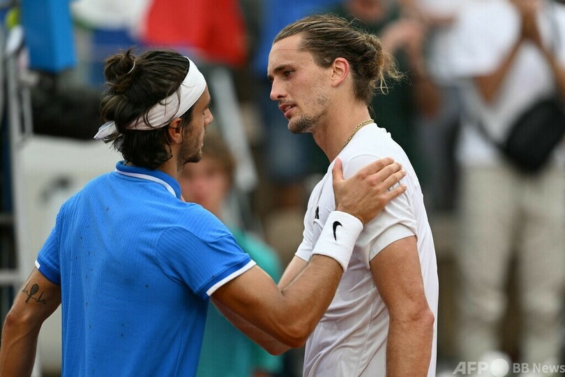東京金のズベレフ敗退 アルカラスは4強入り パリ五輪テニス男子