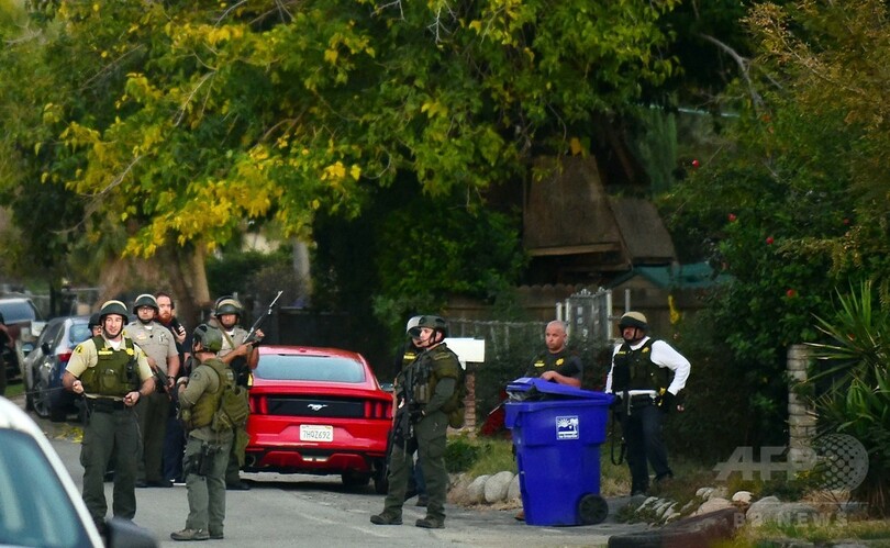 米加州の銃乱射、容疑者の男女射殺 アサルトライフルや拳銃で武装