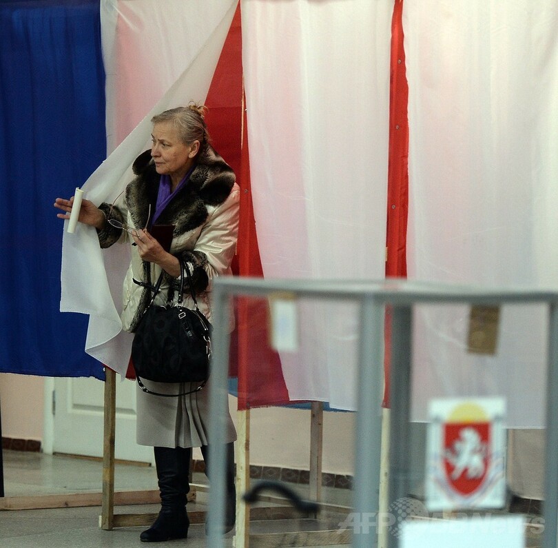 クリミア住民投票始まる、ロシア編入の賛否問う