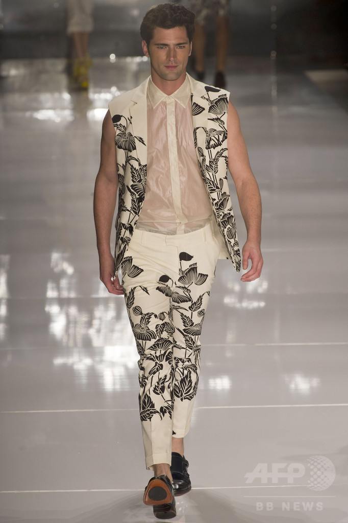 ランウェイで女性モデルが男性よりも稼ぐ理由