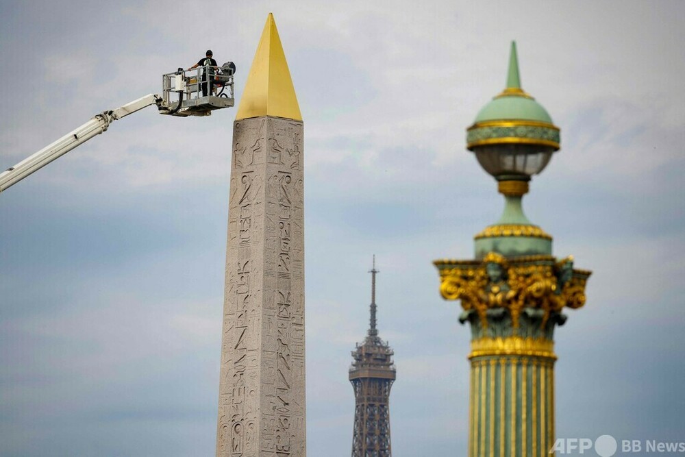 仏パリのオベリスク、「金の頂点」復活 写真12枚 国際ニュース：AFPBB News