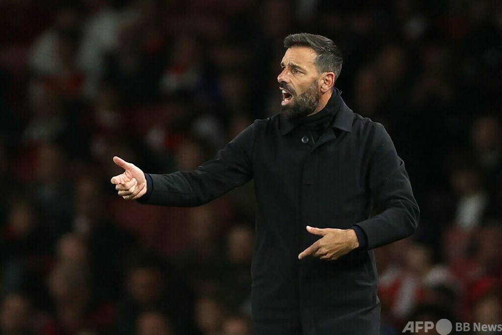 PSVのファン・ニステルローイ監督 今季終了待たず辞任 写真1枚 国際