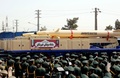 イランの首都テヘランで開催された毎年恒例のイラン・イラク戦争の開戦を記念する軍事パレードに登場したイラン製ミサイル「ハイバル・シェカン」（2022年9月22日撮影）。(c)AFP