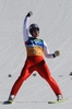 2010年%%バンクーバー冬季五輪%%、ノルディックスキー・ジャンプ団体決勝。オーストリアは1107.9点で優勝し、2連覇を果たした。写真は飛躍を終えてガッツポーズをするオーストリアのトーマス・モルゲンシュテルン（%%Thomas Morgenstern%%）。（2010年2月22日撮影）(c)AFP/DON EMMERT