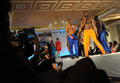 ケニア・ナイロビで開催されたナイロビ・ファッション・ウィーク（Nairobi fashion week）の様子（2013年8月24日撮影）。(c) AFP/Tony KARUMBA