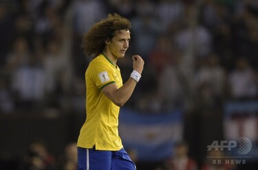 ブラジル代表ダビド・ルイス、フランス帰国に「不安だよ」 写真1枚