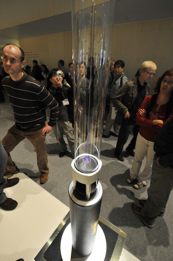 独国際コンシューマー・エレクトロニクス展、ソニーの有機ガラス管スピーカーシステムなど登場