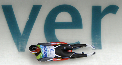 ロッホが最年少優勝 リュージュ男子1人乗り、バンクーバー冬季五輪