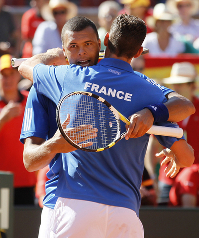 フランスとセルビアがダブルスで勝利、デビス杯