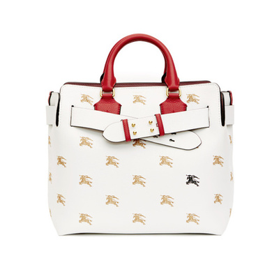 「バーバリー」伊勢丹新宿店でポップアップ、限定アイテムも