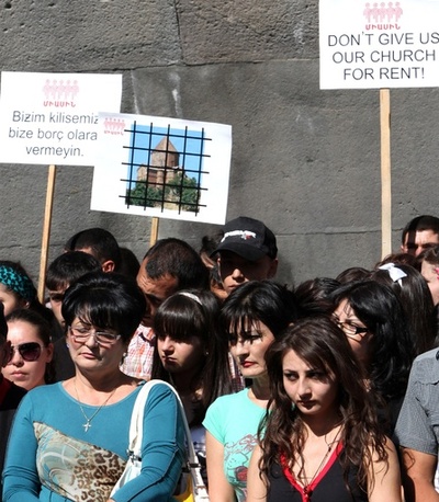 オスマン時代のアルメニア人虐殺は「ジェノサイド」、100年迎え訴え