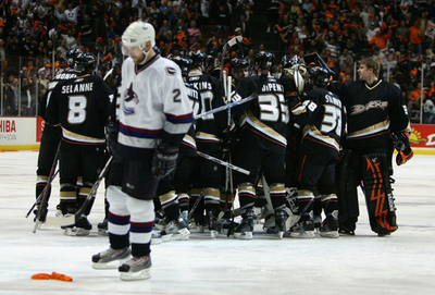 ＜06-07NHL プレーオフ＞ダックス カナックスを降しカンファレンス決勝進出を決める - 米国