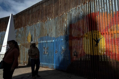 米議会、国境の壁予算で原則合意 政府再閉鎖回避に道