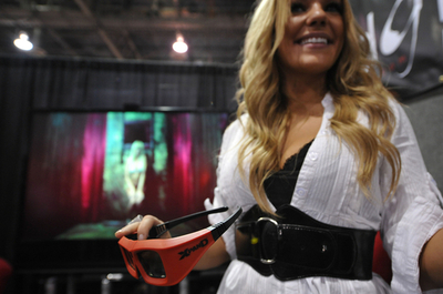 アダルト業界のトレンドは「3D」と「ウェブ」