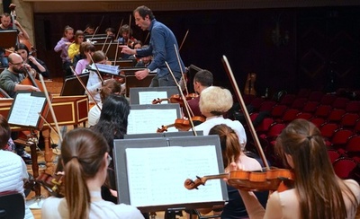 キーウ交響楽団、侵攻後初のツアーへ