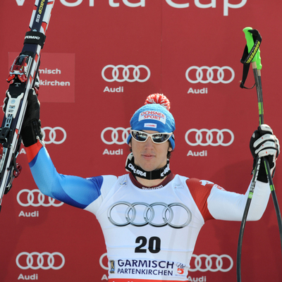 ヤンカ 滑降最終を制して総合首位に浮上