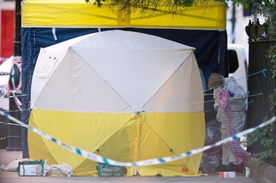 ロンドン中心部で刃物による襲撃、6人死傷 19歳男を逮捕