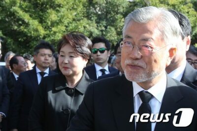 「忘れられたい」と言っていた韓国前大統領、スクリーンの真ん中に