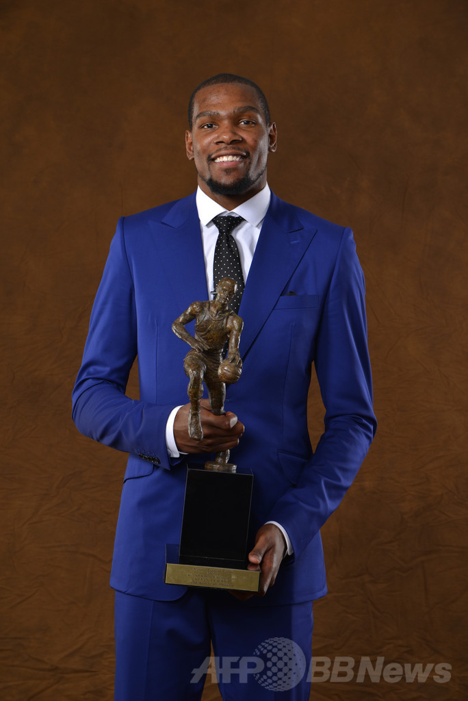 デュラントが初のレギュラーシーズンMVP受賞