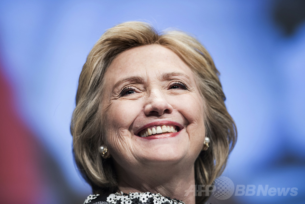 ヒラリー氏、夫のスキャンダル「乗り越えた」 米誌インタビュー ヒラリー氏、夫のスキャンダル「乗り越えた」 米誌インタビュー