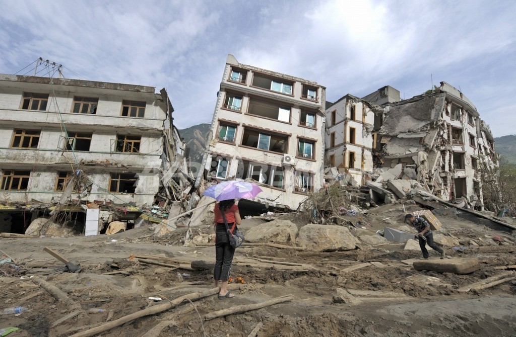 中国で建設中のマンション倒壊 8人死亡 建設業者は逃亡 写真1枚 国際ニュース Afpbb News