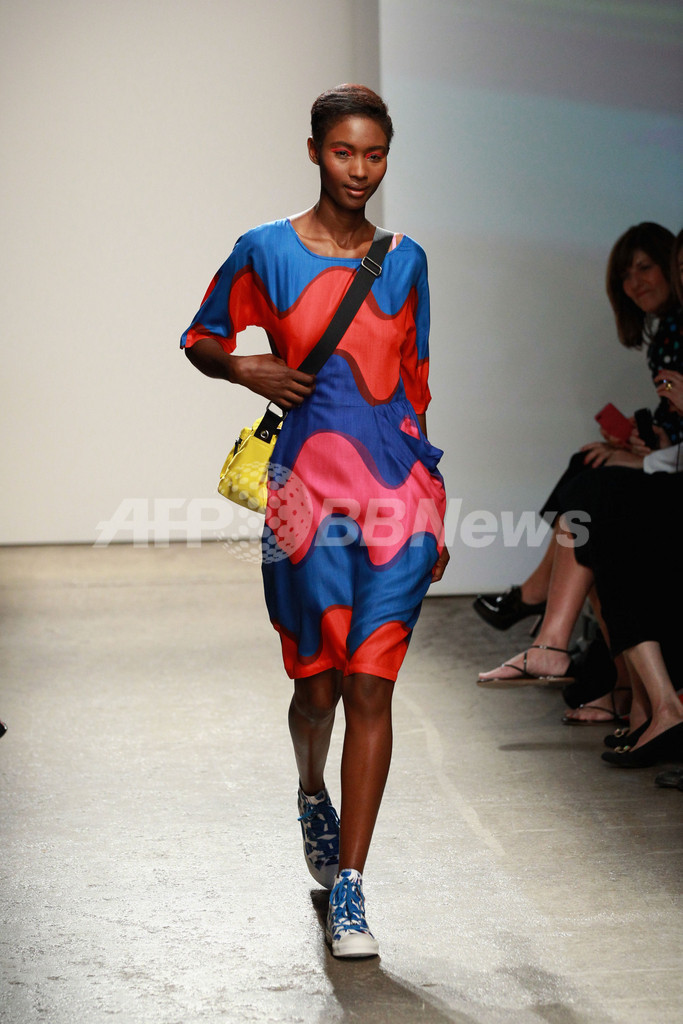 ＜13年春夏NYコレクション＞フィンランド発「マリメッコ」、初のランウェイショー