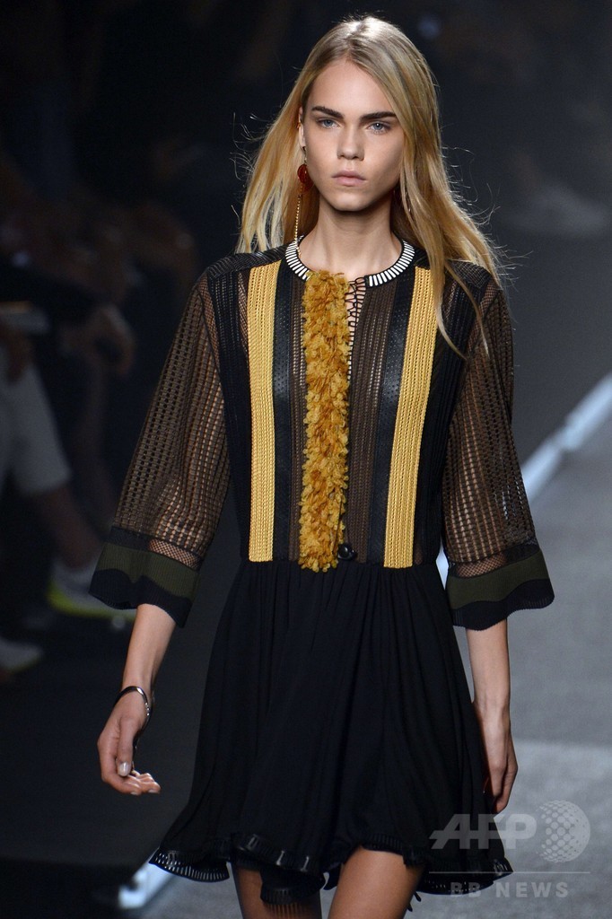 「ルイ・ヴィトン ファウンデーション」で初のショー、「ルイ・ヴィトン」15年春夏