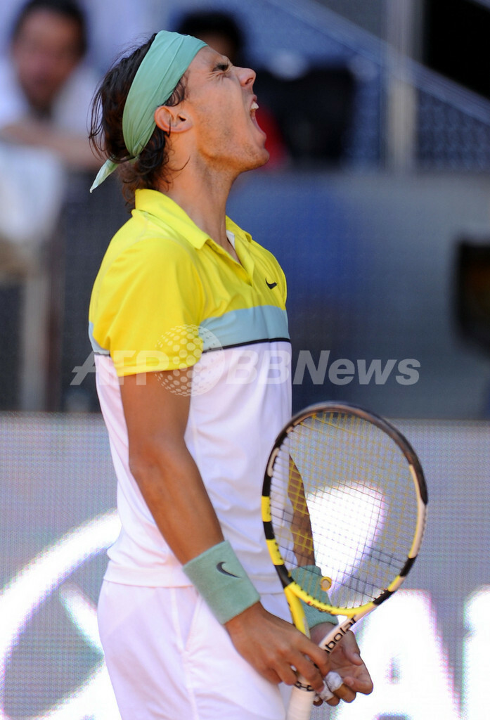 フェデラー ナダルを下し優勝を飾る、マドリード・オープン 写真30枚