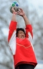 16日にハミルトン（Hamilton）で行われる2011年ラグビーW杯ニュージーランド大会（Rugby World Cup 2011）1次リーグA組第2戦でニュージーランド代表（オールブラックス）と対戦する日本代表が15日、最終調整を行った。

練習に臨む菊谷崇（Takashi Kikutani、2011年9月15日撮影）。(c)AFP/WILLIAM WEST