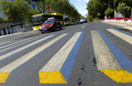 ウルムチに出現した3Dの横断歩道（2018年7月2日撮影）。(c)CNS/劉新