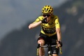 自転車ロードレース、ツール・ド・フランス、第17ステージ（サンジェルベモンブラン～クーシュベル、165.7キロ）。ゴールするチーム・ユンボ・ビスマのヨナス・ヴィンゲゴー（2023年7月19日撮影）。(c)Anne-Christine POUJOULAT / AFP
