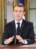 フランス首都パリにある大統領府でテレビ演説を行うエマニュエル・マクロン大統領（2018年12月10日撮影）。(c)LUDOVIC MARIN / POOL / AFP