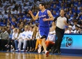 13-14NBAプレーオフ・ウエスタンカンファレンス準決勝（7回戦制）、オクラホマシティ・サンダー（Oklahoma City Thunder）対ロサンゼルス・クリッパーズ（Los Angeles Clippers）第2戦。3ポイントシュートを決めて喜ぶロサンゼルス・クリッパーズのJ.J.レディック（JJ Redick、2014年5月7日撮影）。(c)AFP/Getty Images/Ronald Martinez